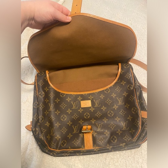 Vintage LV Bag - Picture 2 of 4